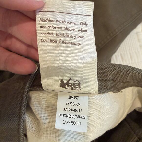 NWOT REI Co-op Trailsmith Overalls Women's Medium 32L Olive Green Canvas Work - Picture 12 of 14